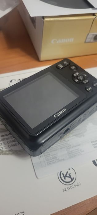 Цифровий фотоапарат Canon PowerShot A800