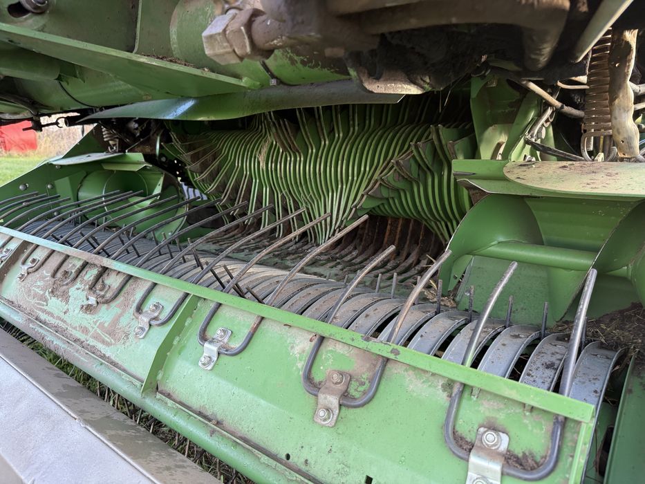 Тюкопрес з обмотчиком Krone