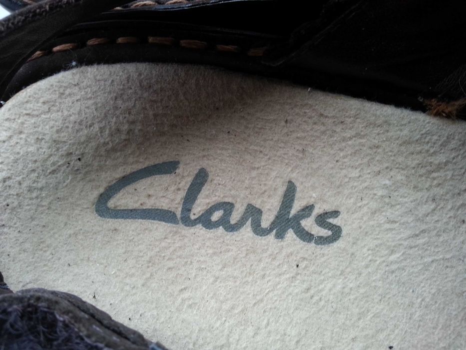 Нові шкіряні босоніжки clarks 37р. 24 см.