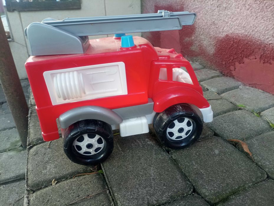 Пожежна машина велика іграшка