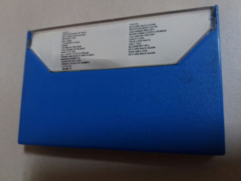 Lote de 2 cassetes audio 60's Slows