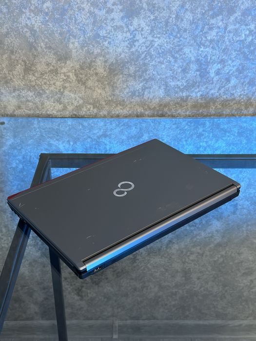 Ноутбук Fujitsu LifeBook E746 / i5-6300U / 4GB RAM / SSD 120GB / Intel HD Graphics 520 / 14” FullHD / SimCard