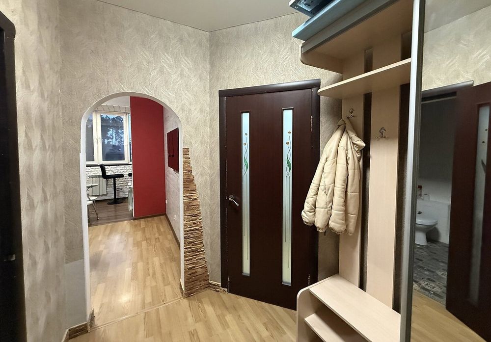 Продам терміново ! Квартира з ремонтом меблями та технікою, 1-кімн., 37 м², Ірпінь. Поруч центральний парк