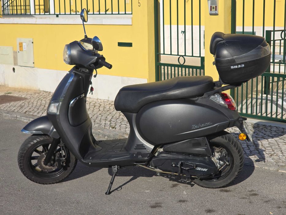 Keeway Zahara 125 + acessórios