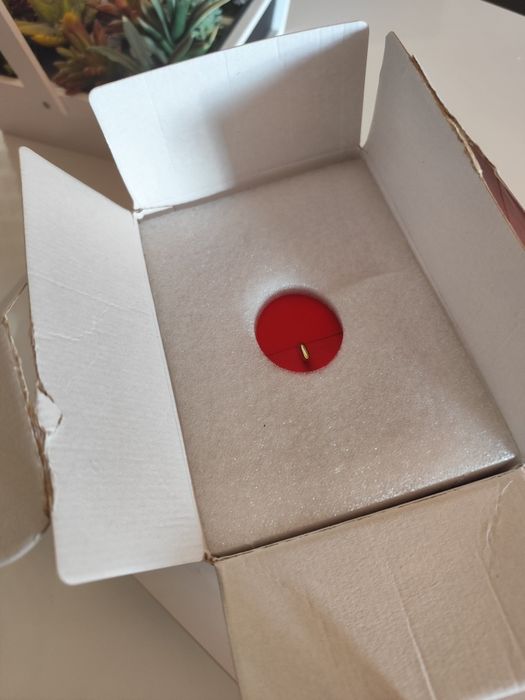 Guarda jóias prenda