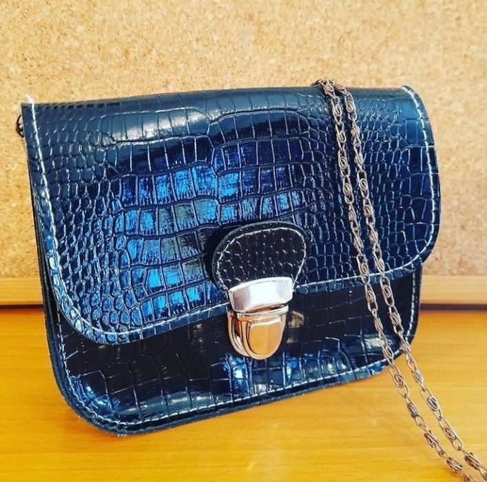 Mala Preta Metálica - NOVA