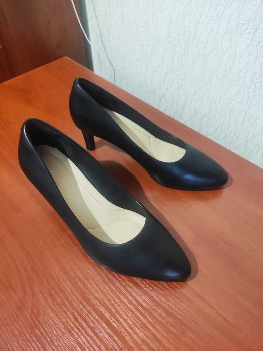 Туфлі Clarks 37,5