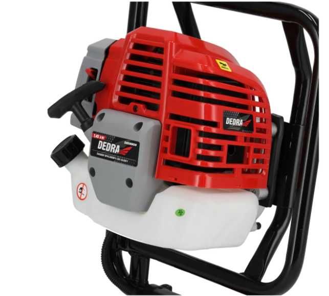 SPALINOWY ŚWIDER DO GLEBY DEDRA DED8809 52cm3  3 wiertła 100, 150, 200