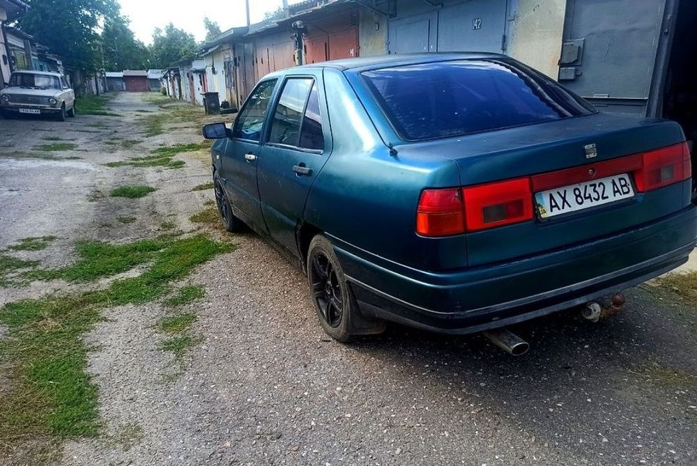 Продам автомобиль Ceat Toledo
