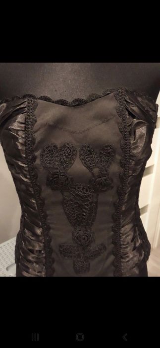Seksowny gorset z gipiurą
