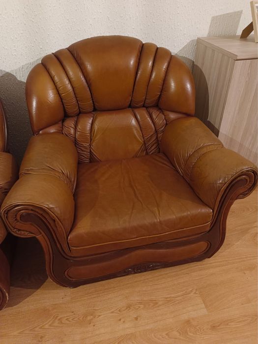 Sofas em pele impecavesi