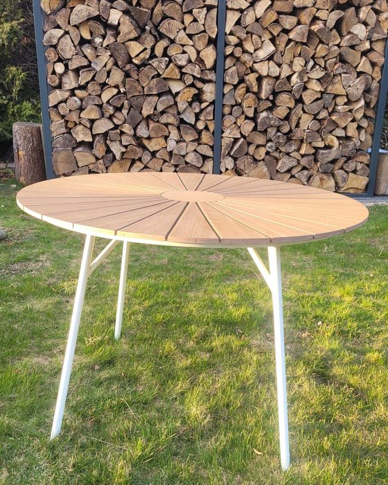 Stół ogrodowy jysk