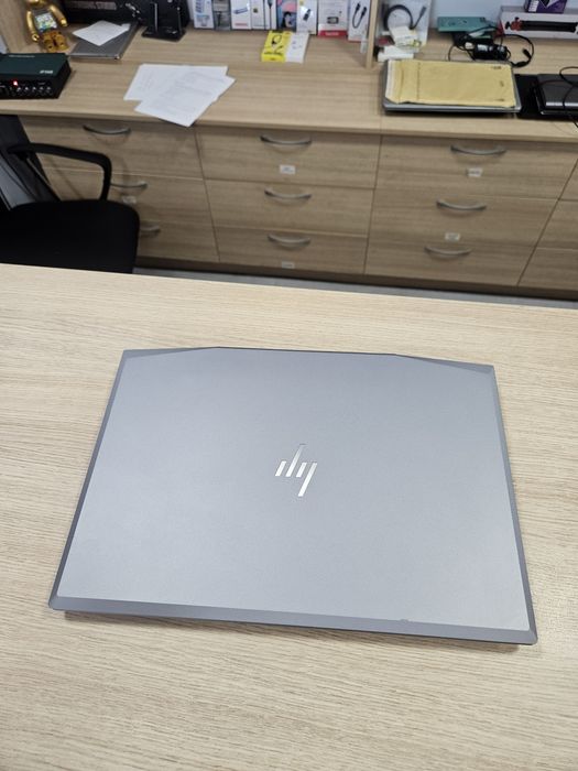 Потужній/Як нові/Батарея 100%-8годин YouTube/HP zbook 15v/i5/16/ssd/IP