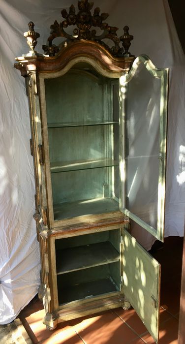 ORATÓRIO ANTIGO - com base - 4 portas - 188x75x39 cm/s