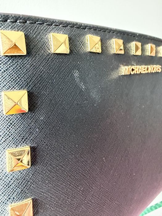 Michael Kors czarna torba selma medium czarna na pasku torebka MK kors