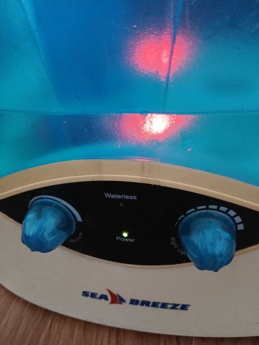 Зволожувач повітря (увлажнитель)