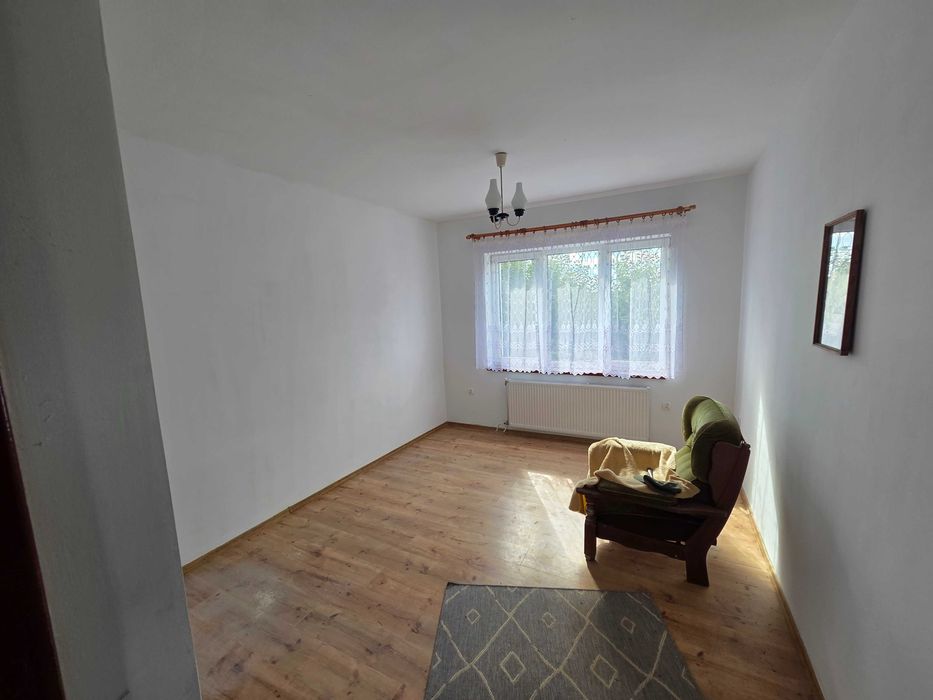 Sprzedam hale 500m2 na działce 1,8ha