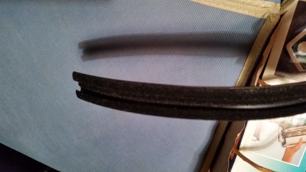 Borracha guia para vidros de carros antigos