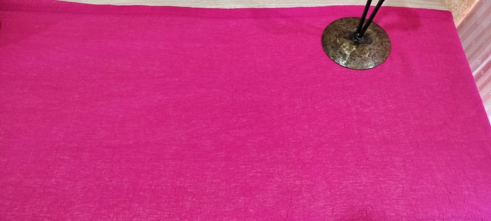 Toalha de mesa rosa