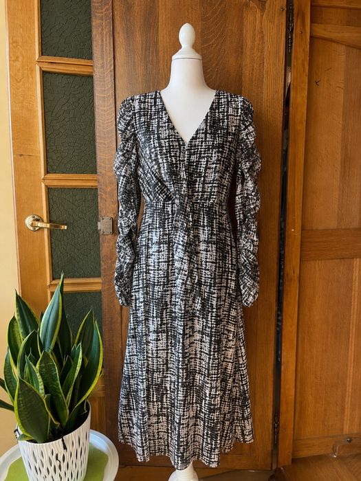 Nutmeg | Elegancka • Kobieca • Maxi sukienka | XL