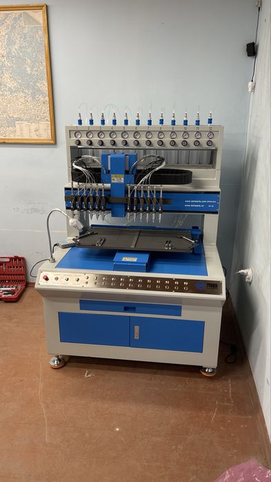 Обладнання станок заливний автоматичний для шевронів, патчів  пвх пластизоль