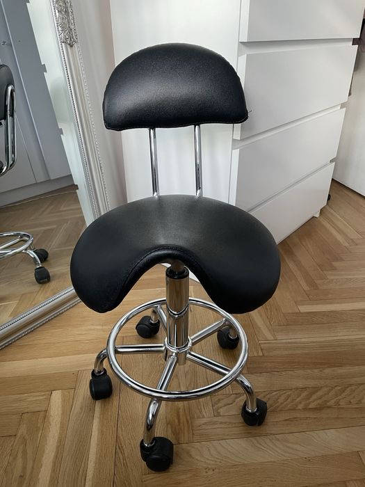 Taboret kosmetyczny z oparciem, obrotowy, czarny