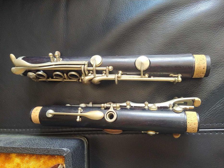 Clarinete Buffet Crampon Pre R13, em madeira ébano. Ano de 1947.