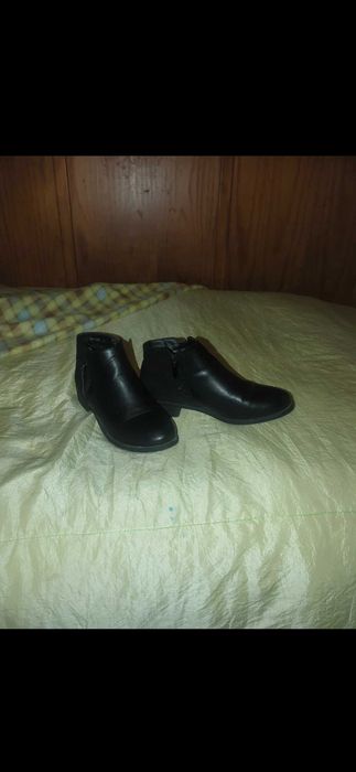 Botas Curtas ( Otimo estado )