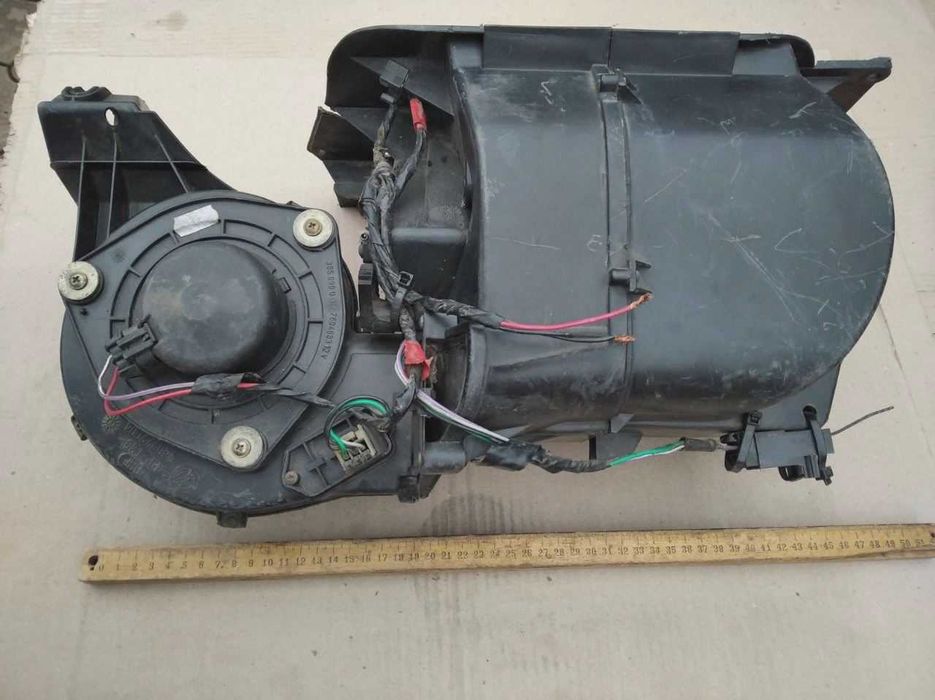 Додаткова пічка, автообігрівач салону.