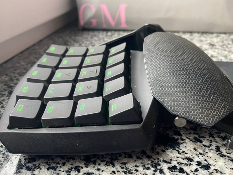 Razer Orbweaver Chroma - механічний кейпад