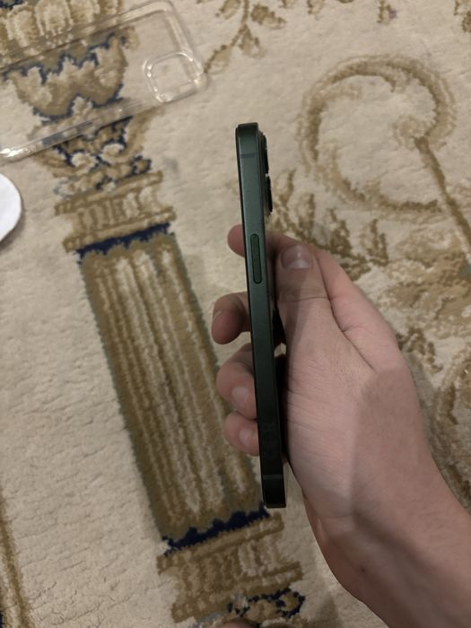 Продам айфон 13 9/10 iphone 13