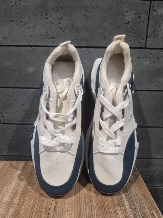 Buty sportowe rozm 44