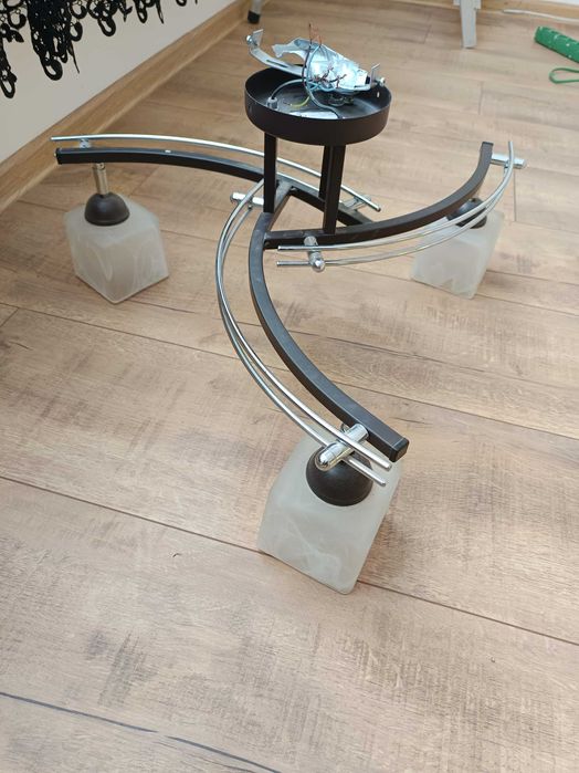 Żyradol bardzo solidny