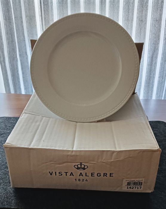 Conjunto de 6 Pratos de Sobremesa Vista Alegre – Novos