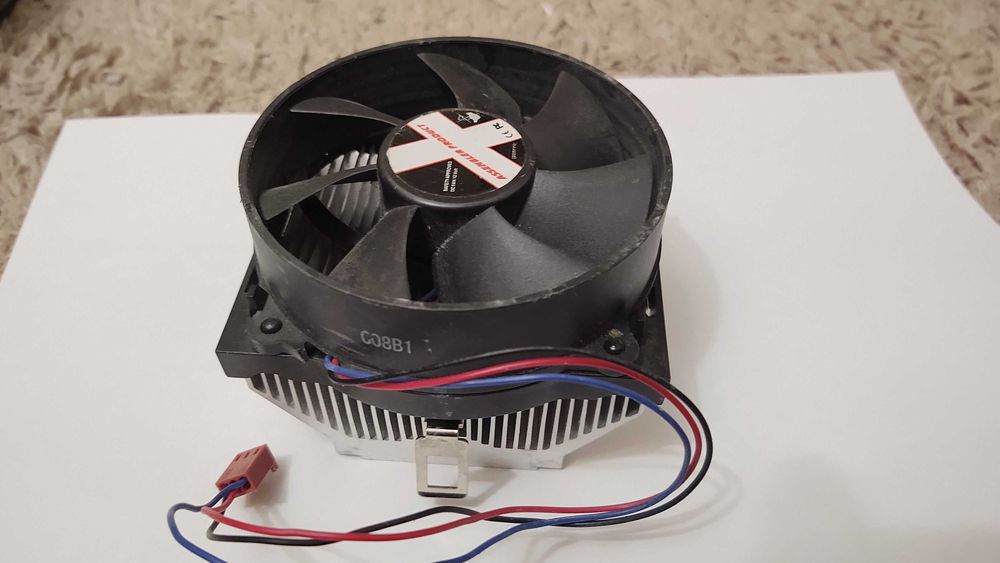 Радиатор охлаждения процессора