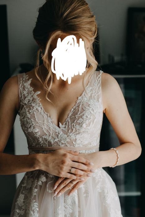 Suknia ślubna Anne Mariee model Leslie z trenem - rozmiar S/36/168 cm