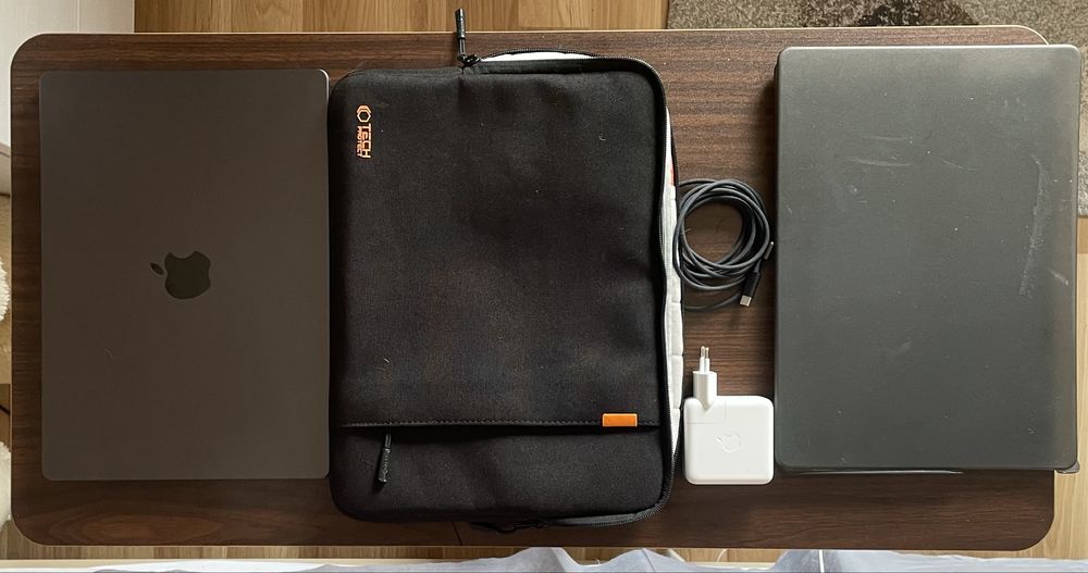 Macbook m5 pro jak nowy / 1TB / 16 GB ram/ Zakupiono w 2026 roku