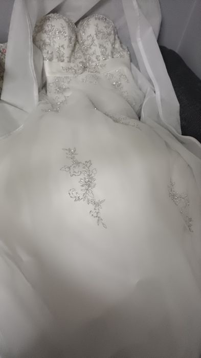 Suknia ślubna w typie księżniczki