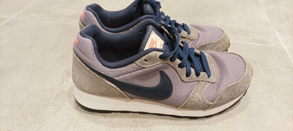 Buty sportowe Nike MD Runner 2 rozm. 38