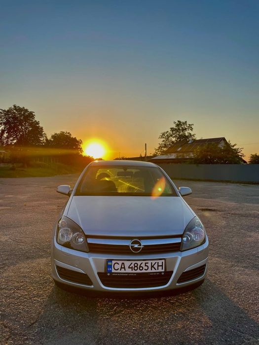 Astra H 1.6 бензин 2005 року