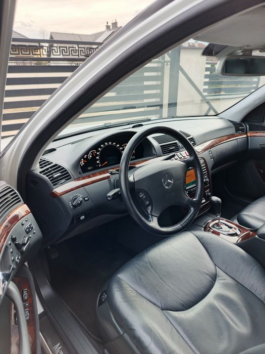 Mercedes-Benz S klasa Japonia