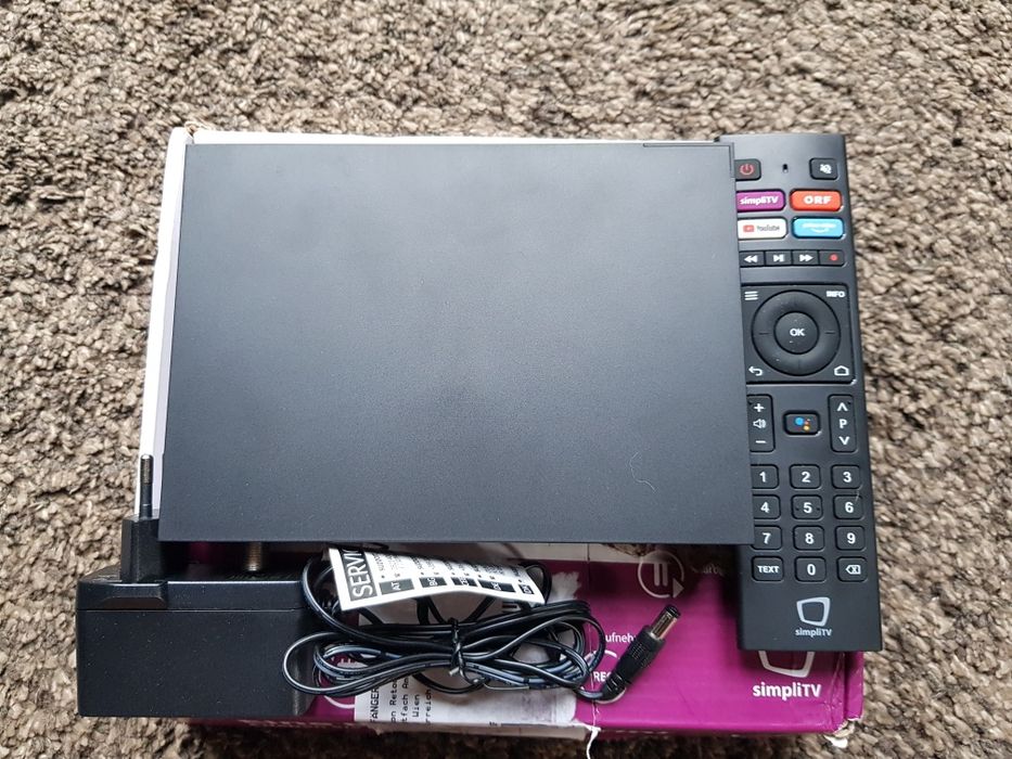 Strong SimpliONE odbiornik telewizji