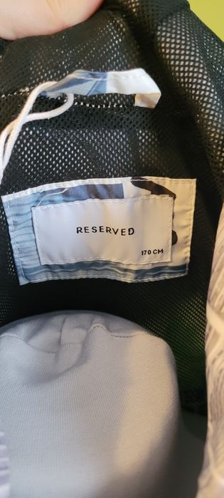 Wiatrówka  marki Reserved