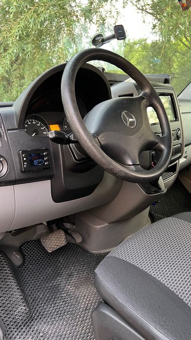 Mercedes Benz Sprinter