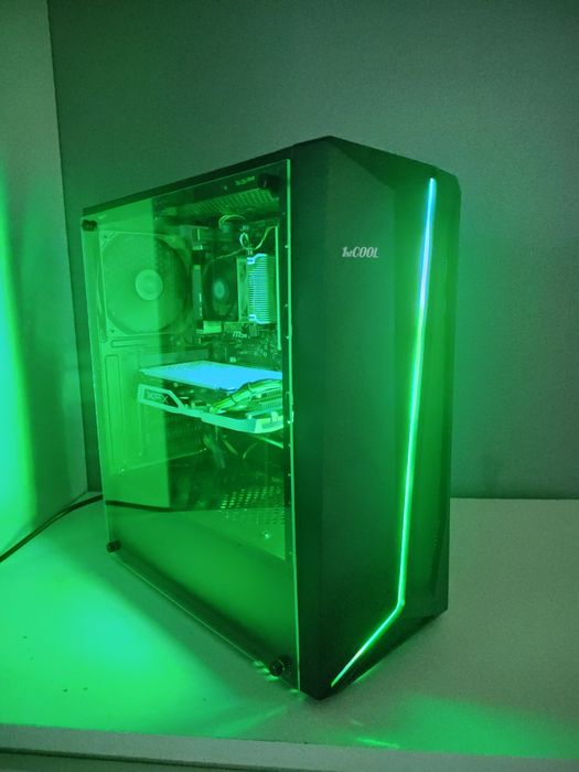 Ryzen 5 / 16GB / RADEON 8GB / 512G SSD / Win11