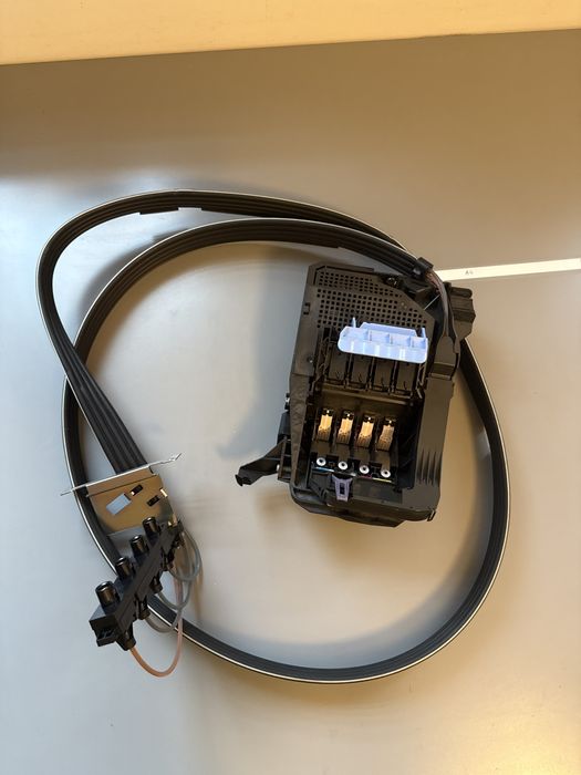 HP DesignJet 500/510/800 karetka Carriage Assembly + Ink Tubes C7769-60332