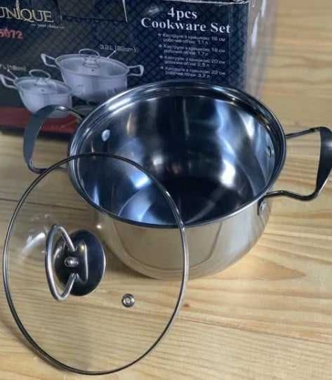 Кастрюли скрышками,нержавейка набор кастрюль.Каструлі ,кастрюлі, набір