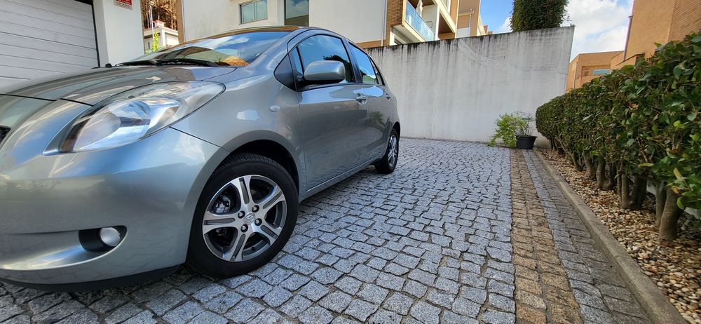 Toyota yaris 1.0 2008
