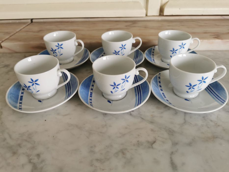 Serviço de Café (12 Peças) - NOVO