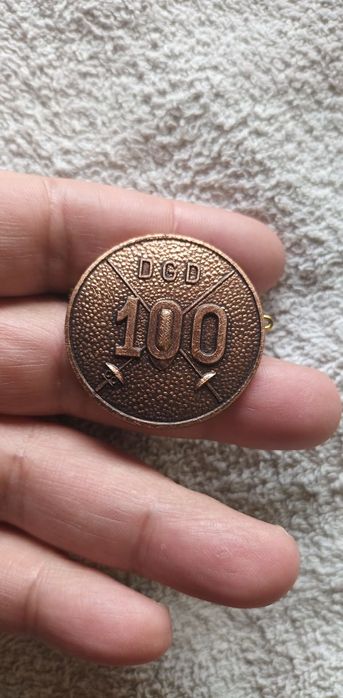 Crachás antigos rugby académica coimbra e outros ver fotos